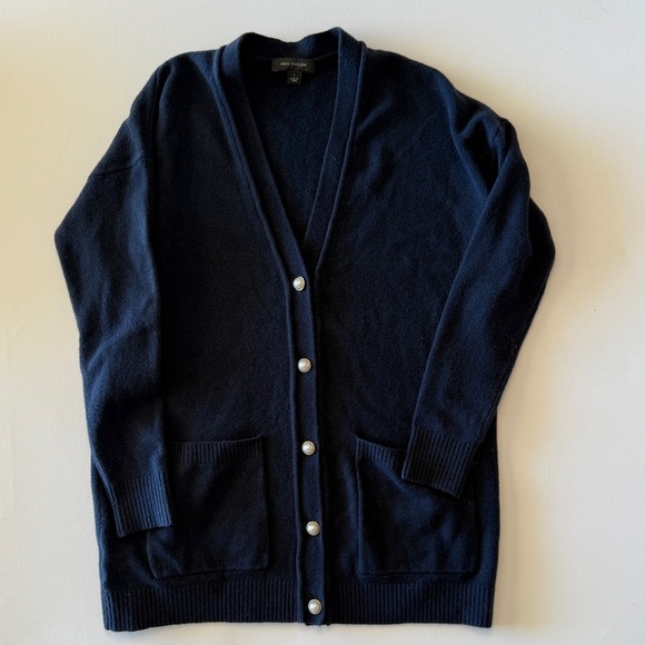 Ann Taylor‎ Cardigan Pearl Buttons Size S - Picture 1 of 12